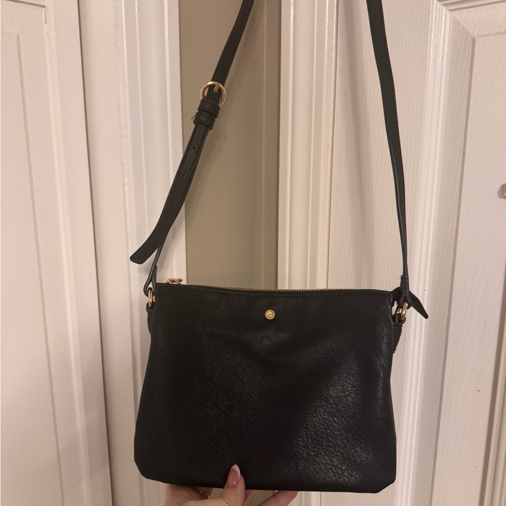 Elegant Black Leather Crossbody Bag